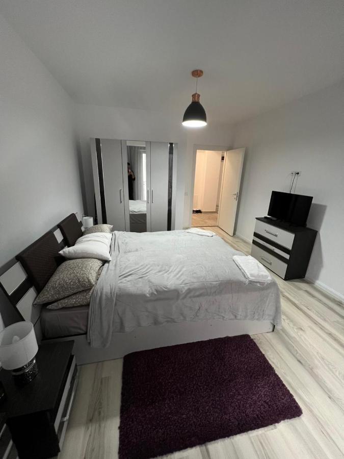 Chic Apartament Complex Inamstro Iasi Exteriér fotografie